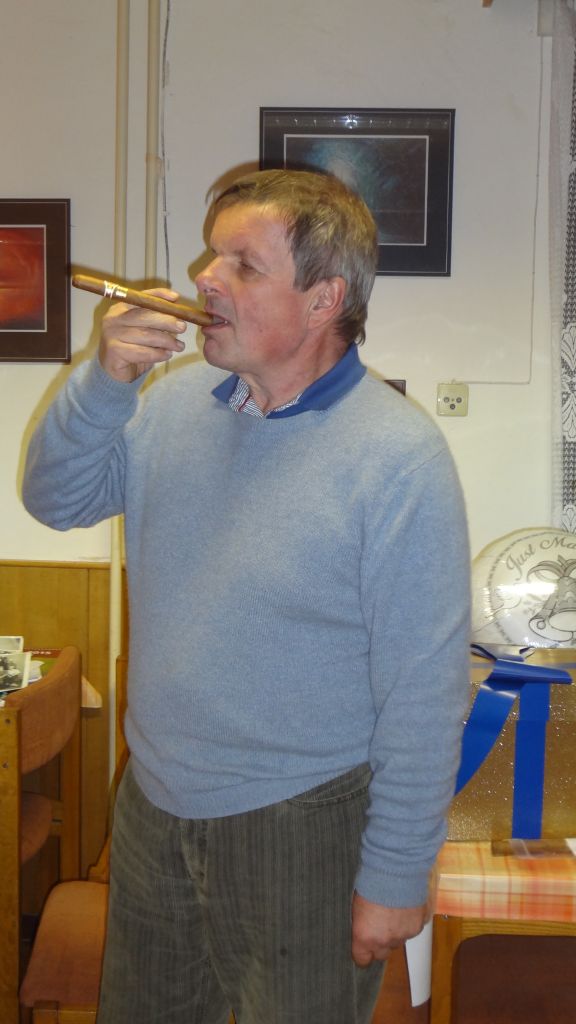 546094445d91e5dab70b0100